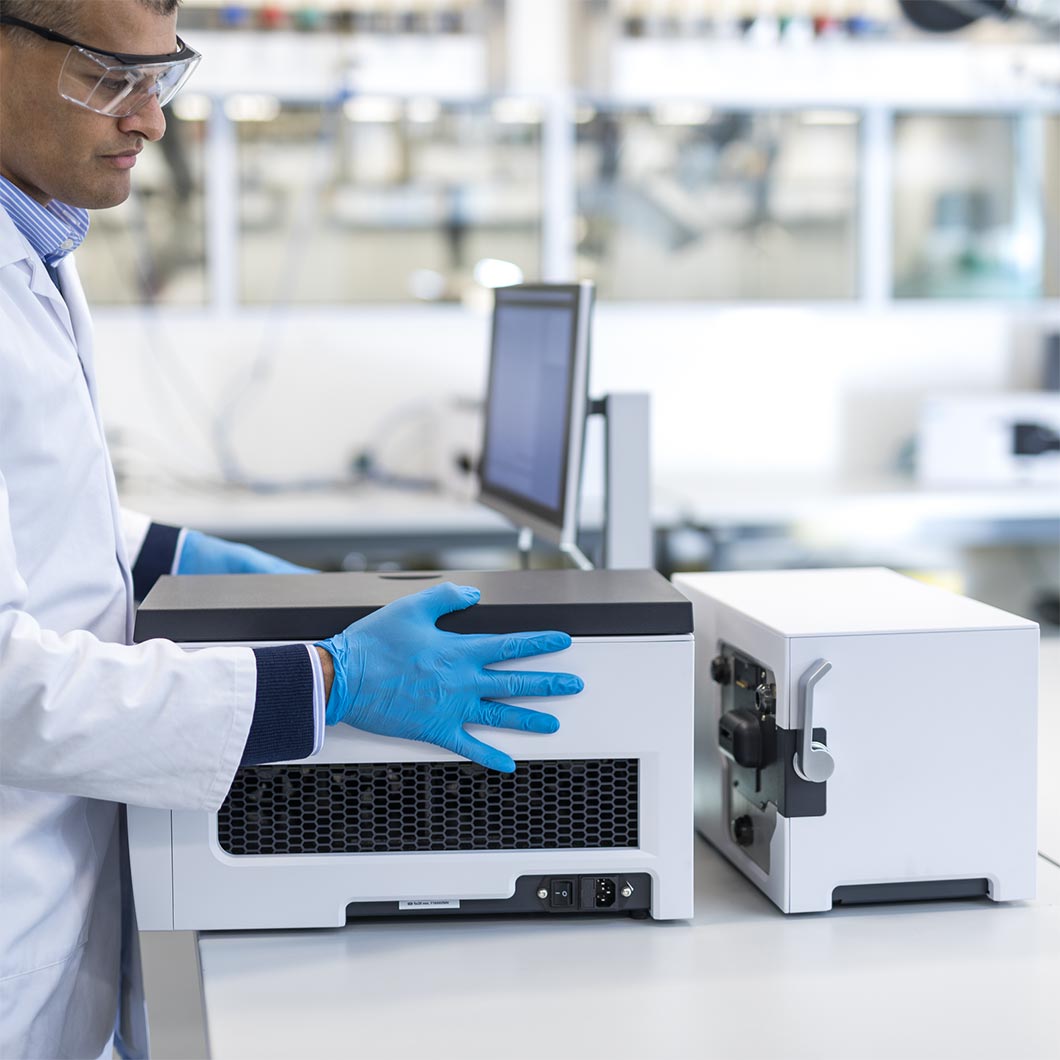 Scientist with Agilent Cary 3500 UV-Vis
