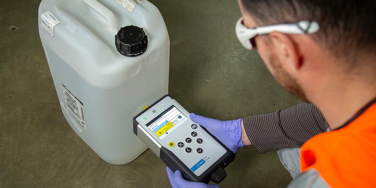 Agilent Vaya handheld Raman spectrometer