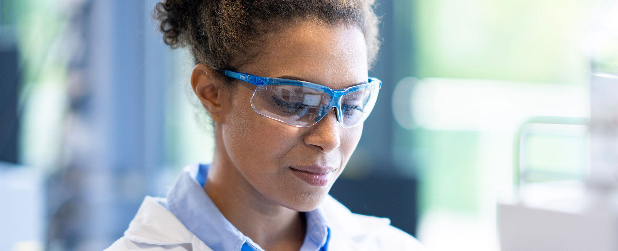 Laboratories are among the most resource-intensive spaces in any industry. But they don’t have to be. Agilent helps you create a more sustainable environment