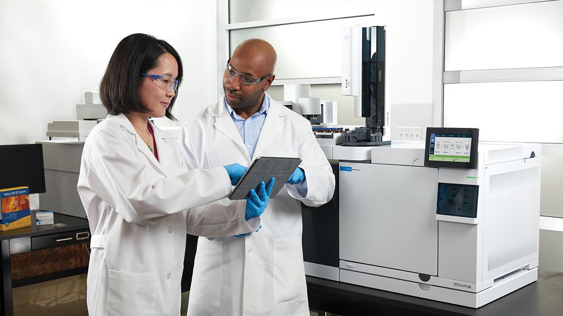 GC instrument in a lab