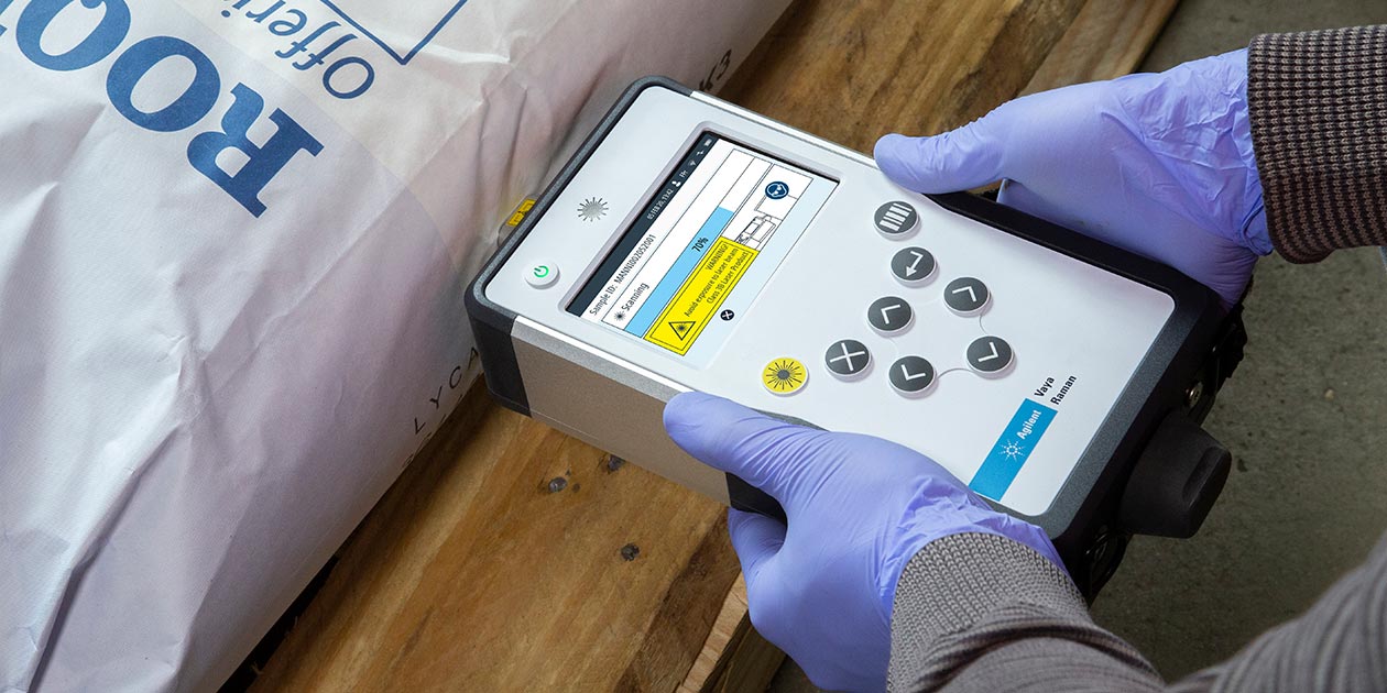 Agilent Vaya handheld Raman spectrometer